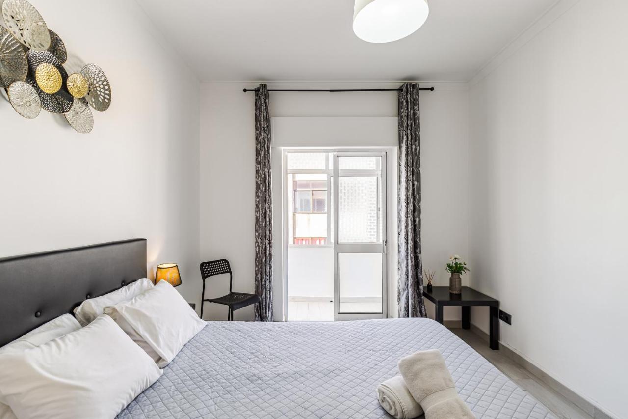 Sleeptubal Moderne Accommodatie Alhos Vedros Kültér fotó